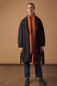 Kowtow coat
