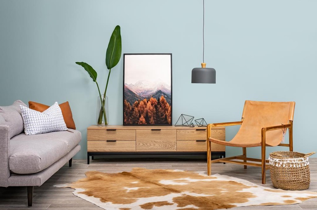 Breeze Furniture Rental